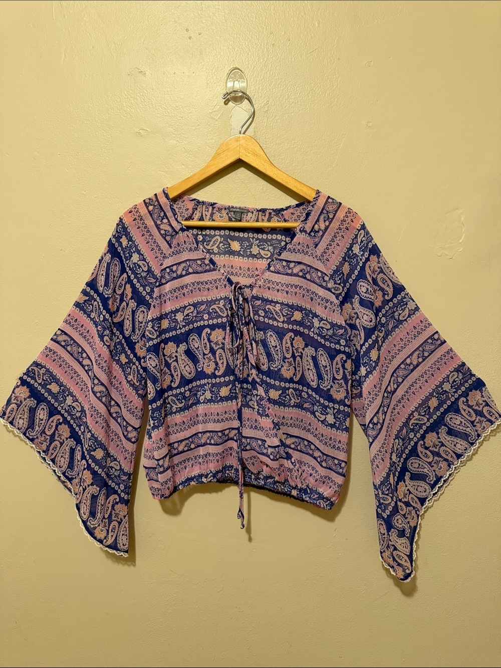 Charlotte Russe Pink & Navy Paisley Tie-Front Boho Crop Top